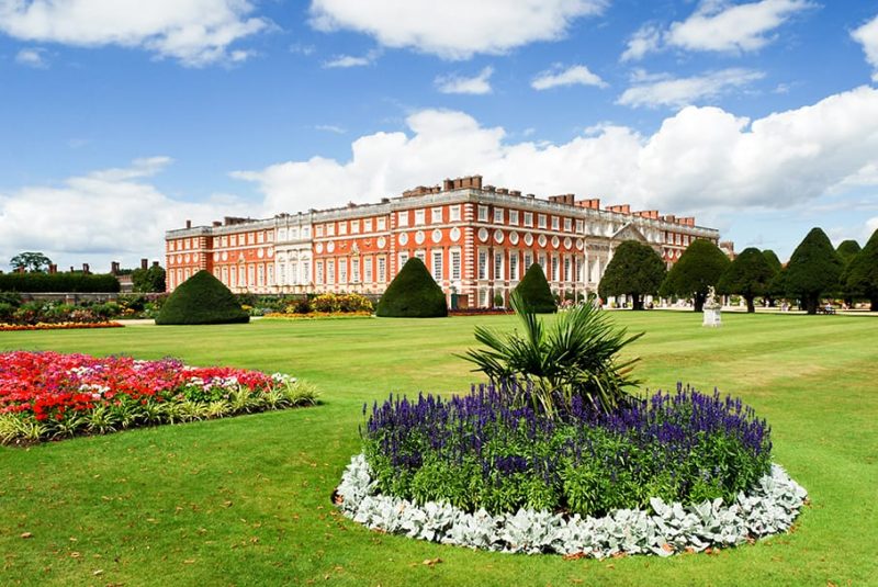 hampton court palace